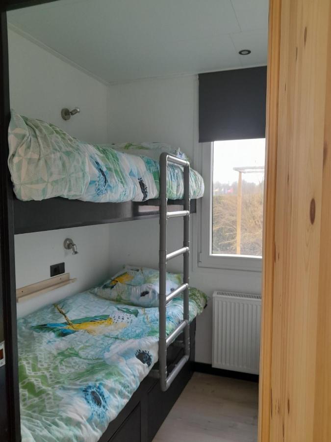 Luxe 5 Persoons Bungalow Op Rustig Vakantiepark Nabij Leeuwarden Dronrijp Dış mekan fotoğraf